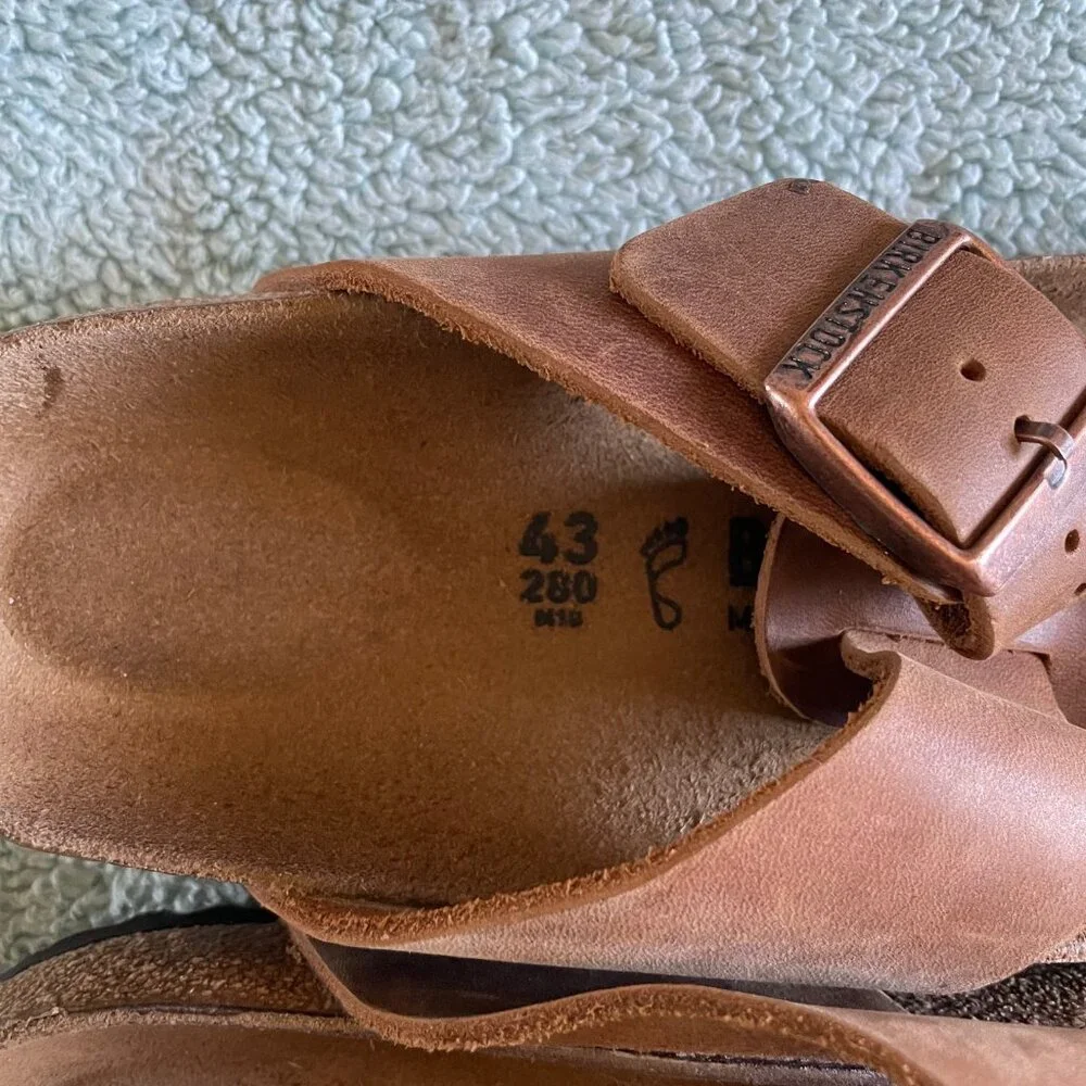 Birkenstock Gizeh Sandals - Picture 5 of 6